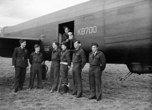 under-turret-fitted-to-a-canadian-built-lancaster.jpg